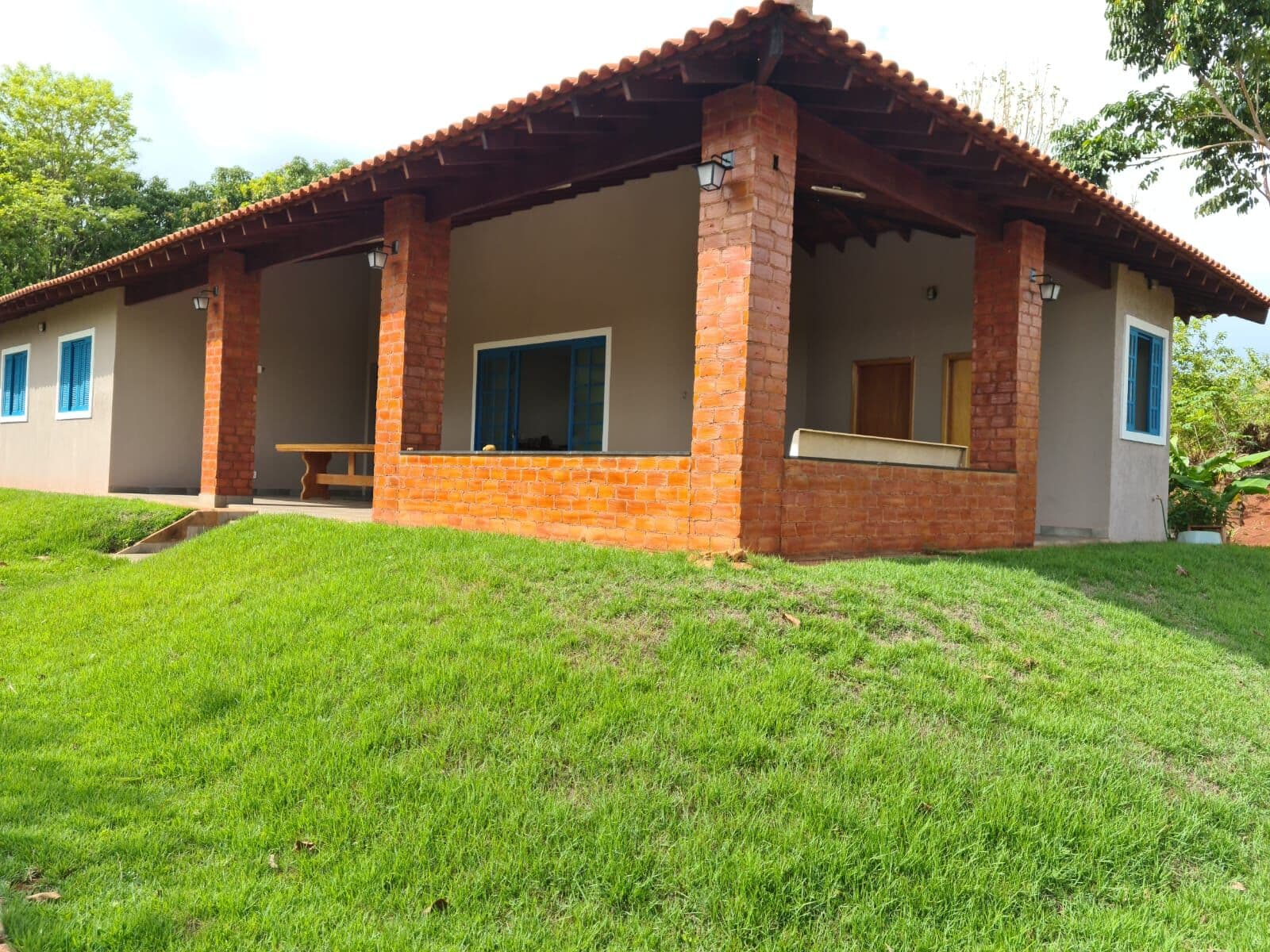 Chácara Condomínio Lago Verde ( Represa Miranda)