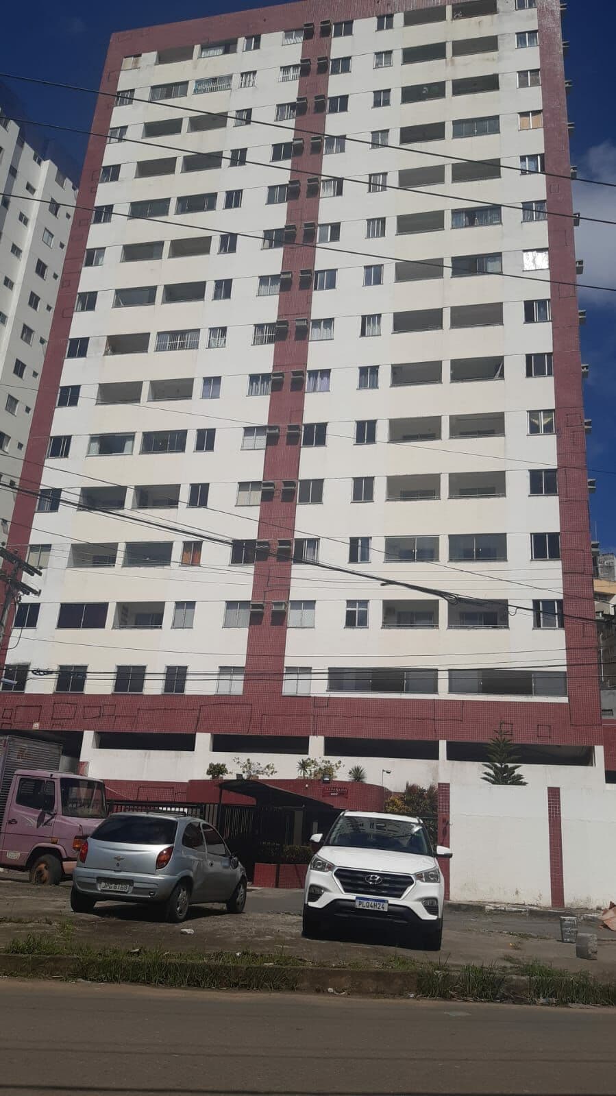 Apartamento 2/4 com suite em Brotas - Proximo ao Extra da Rotula do Abacaxi