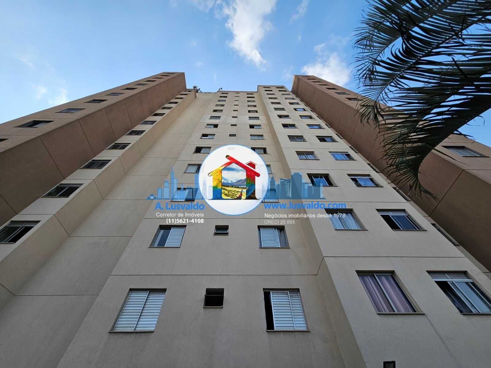 Apartamento com 2 dormitórios e 1 vaga em American polis pertinho da Cupecê!