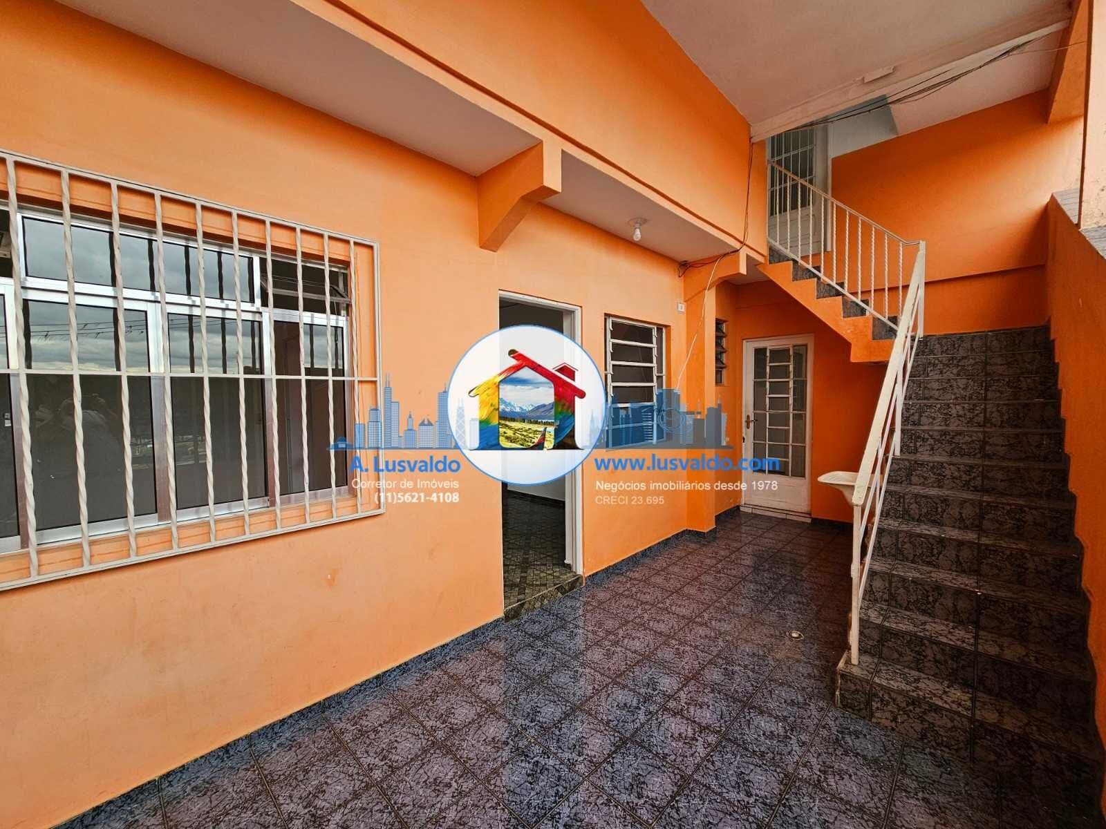 Propriedade com 2 casas, oficina e 4 vagas no jardim São Carlos
