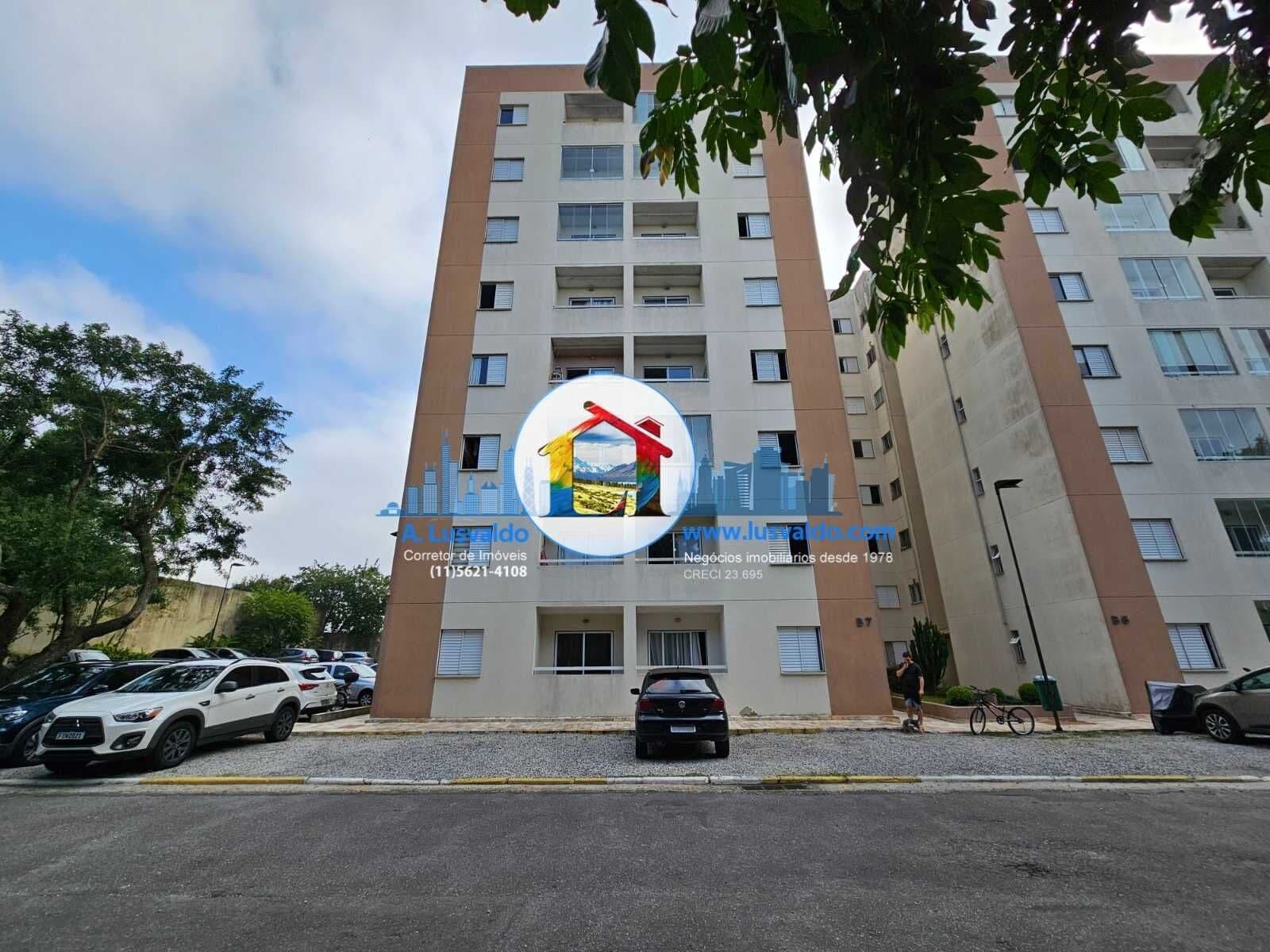 Apartamento de 56m² com 2 dormitórios, varanda e 1 vaga no Residencial Village Campestre