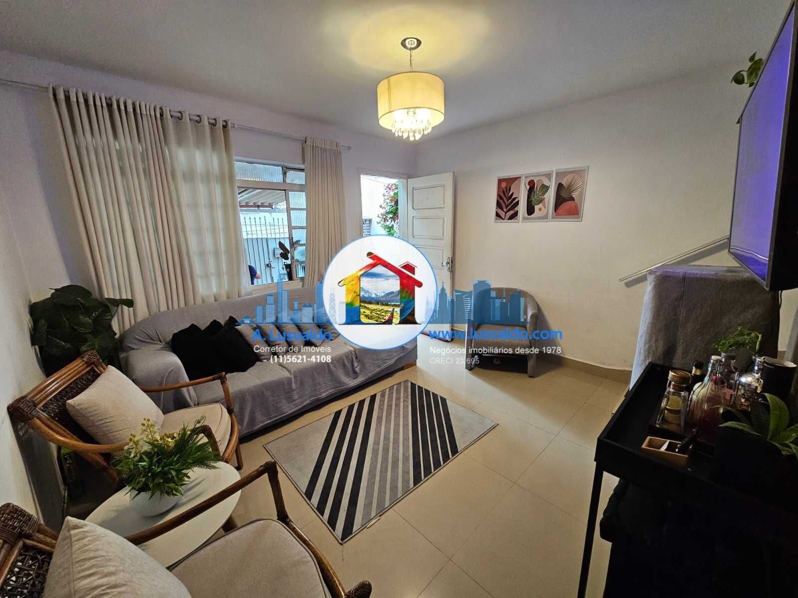 Sobrado com 2 dormitórios, edícula e 2 vagas na Vila Joaniza