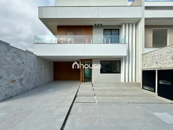 Casa Triplex em Recreio dos Bandeirantes, Rio de Janeiro/RJ