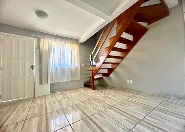 Sobrado em Caxias do Sul - São Caetano