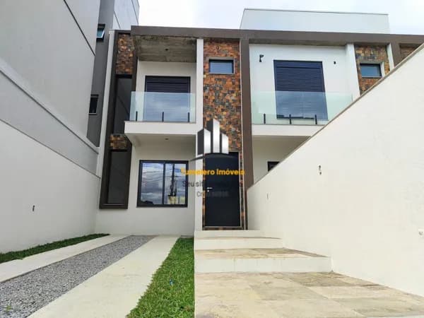Sobrado em Caxias do Sul - São Luiz