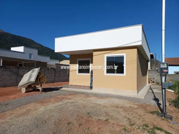 Casa Nova Com Arquitetura Moderna - 1ª Locação