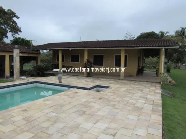 Sítio de 6.100m2 Todo Plano - Impecável