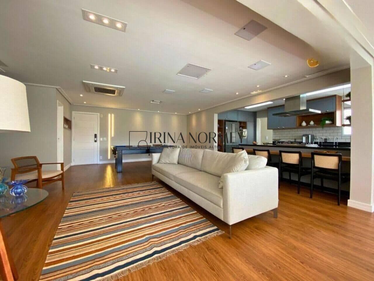 Apartamento á venda 4 dormitorios 2 suites no Bairro Ceramica, São Caetano do Sul/SP
