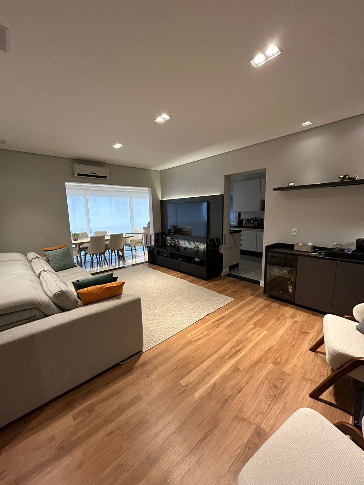 Apartamento Porteira Fechada á venda 3 dormitorios sendo 2 suites no Bairro Santa Maria, São Caetano do Sul/SP