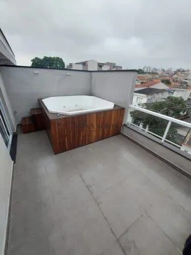 Cobertura para locação 3 dormitórios sendo 1 suite no Bairro Vila Scarpelli, Santo Andre/SP