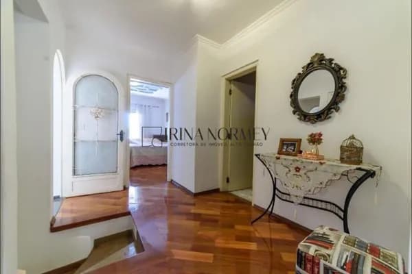 Casa para locação 5 dormitórios sendo 1 suite no Bairro Mauá, São Caetano do Sul/SP