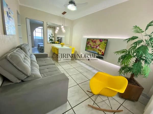 Apartamento á venda no Bairro Guilhermina, Praia Grande/SP