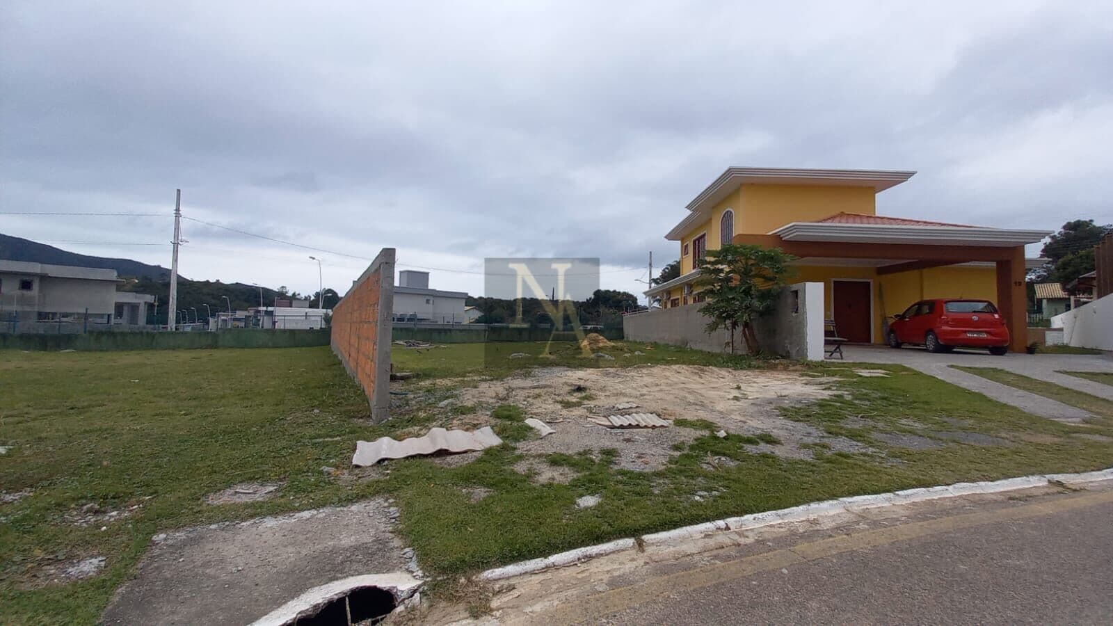 Terreno com projeto aprovado em condomínio fechado no Red Park- Florianópolis/SC