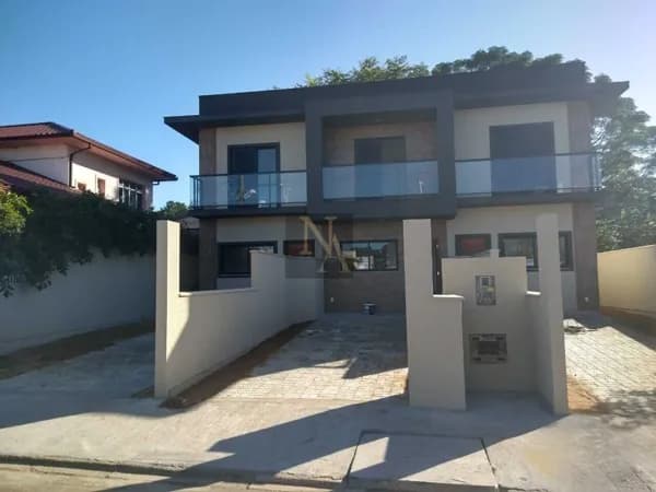 Casa Sobrado 2 suítes