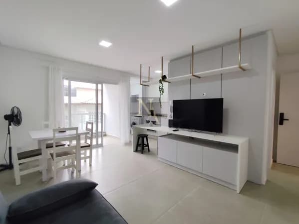 Apartamento 2 suítes mobiliado