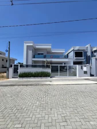 Casa á venda no Ingleses do Rio Vermelho- Florianópolis /SC
