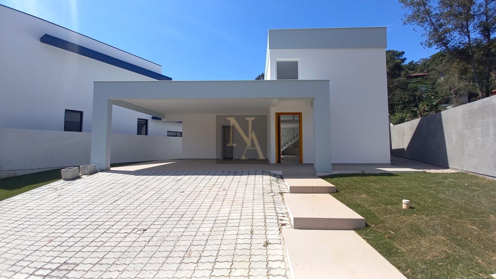 Casa em Condomínio Fechado 3 suítes