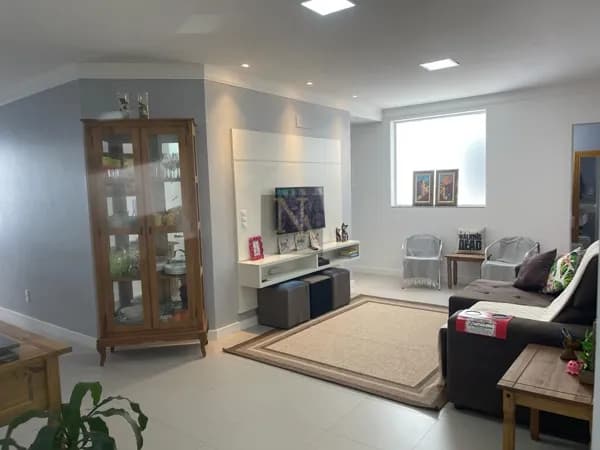 Apartamento mobiliado a venda nos Ingleses Norte- Florianópolis