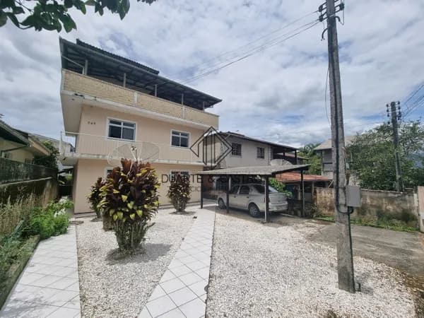Casa com 3 andares