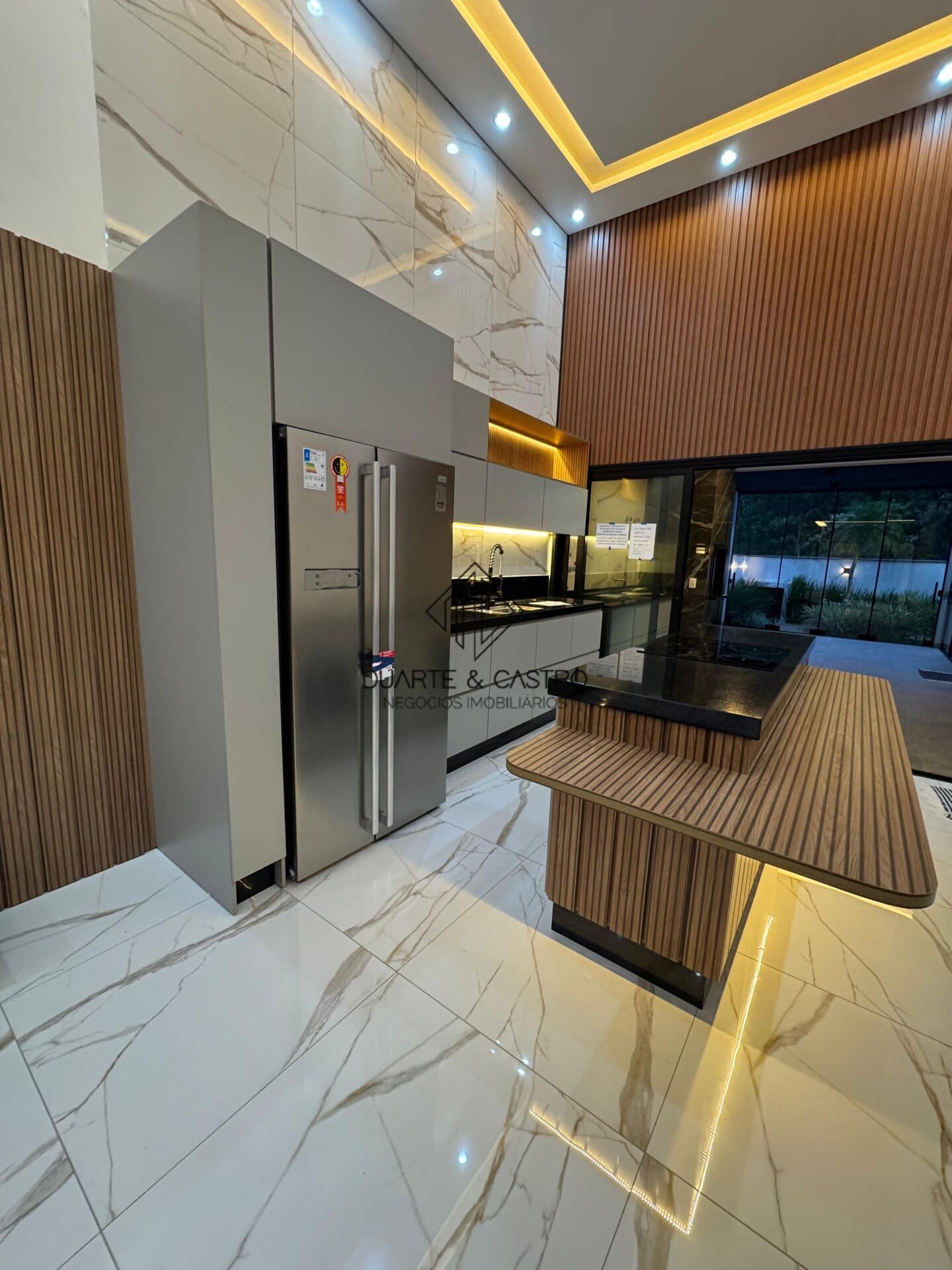 Casa Alto Padrão 3 Quartos com Energia Solar em Potecas – São José