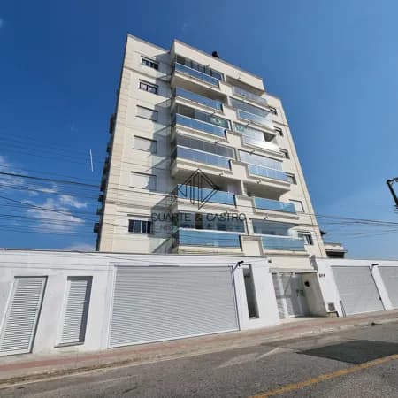 Apartamento pronto para morar.