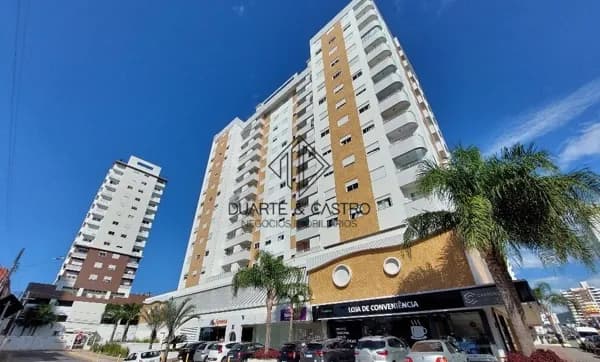 Apartamento em frente Shopping Via Catarina