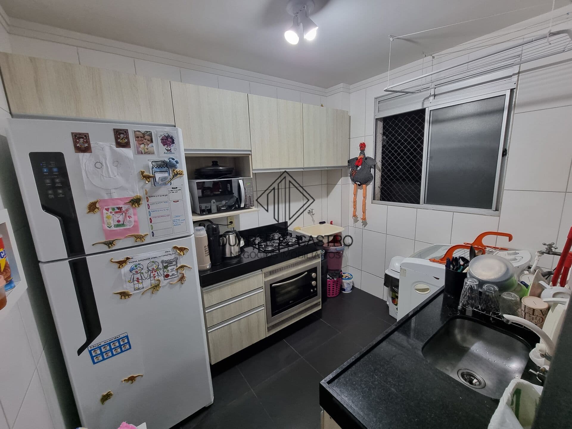 Apartamento à Venda no Bairro Roçado a 500m do Kobrasol