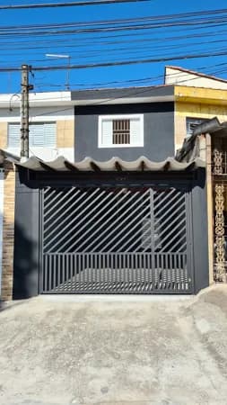CASA PARA VENDER VILA CISPER - 2 DORMS. 1 VAGA