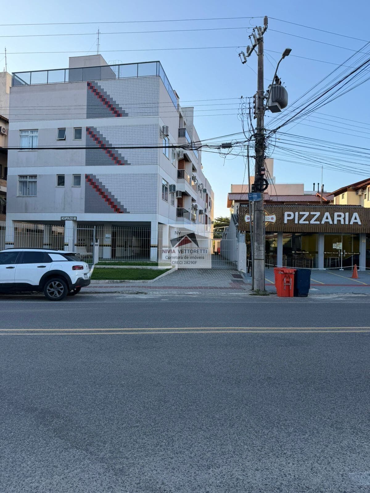 Apartamento 3 dormitórios 80 metros do mar!