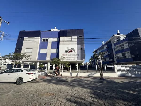 Apartamento 2 dormitórios 450 metros do mar!