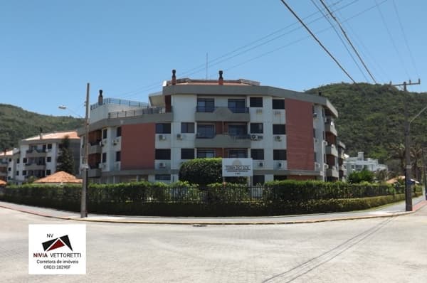 Apartamento 2 dormitórios Mobiliado 80 metros do Mar!