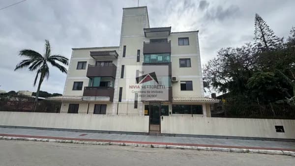 Apartamento 2 dormitórios próximo do mar!