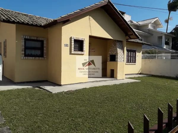 Duas casas Geminadas próximas do Mar!
