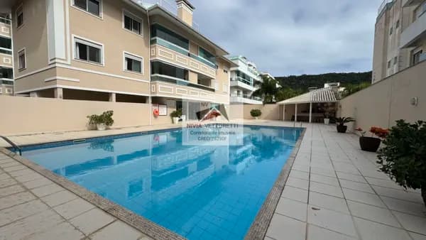 Apartamento mobiliado 3 dormitórios 580 metros do mar!