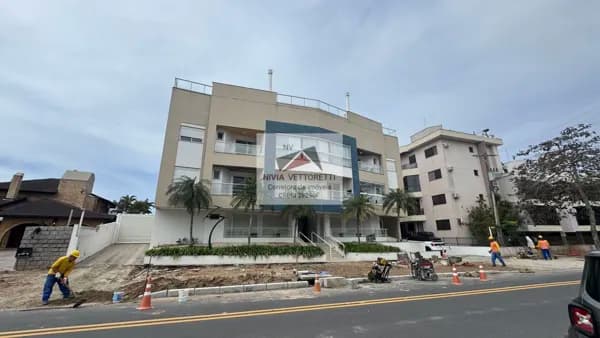 Cobertura mobiliada vista mar!