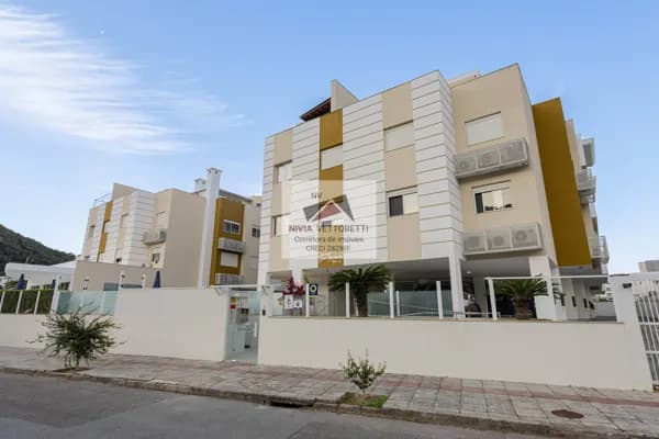 Cobertura 4 dormitórios com 213 metros vista livre!