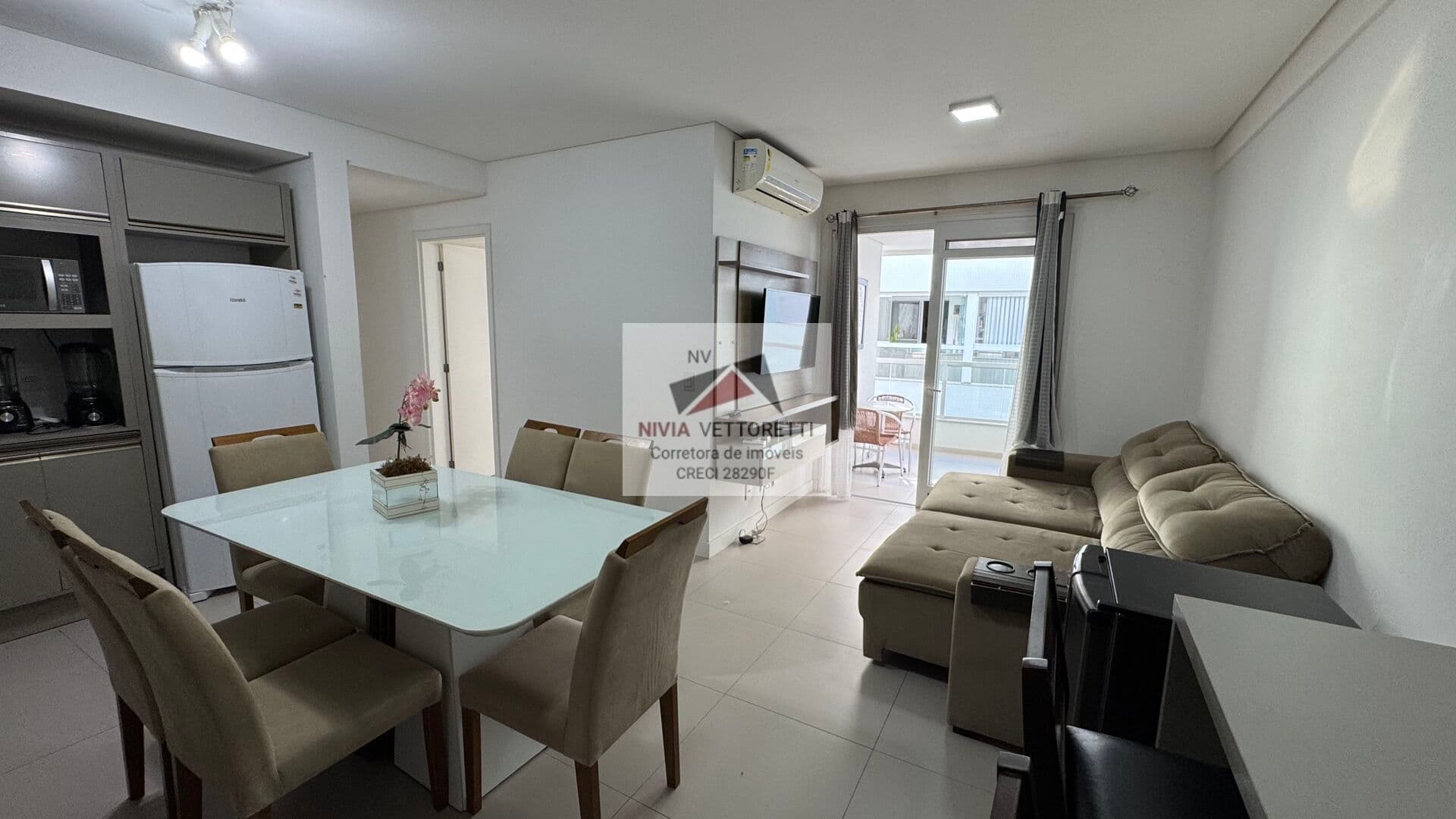 Apartamento 3 dormitórios mobiliado 350 metros do mar!
