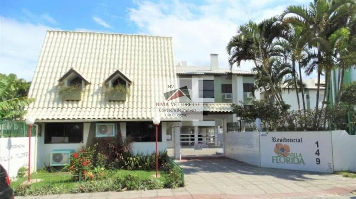 Apartamento 2 Dormitórios Mobiliado 100 metros do Mar!