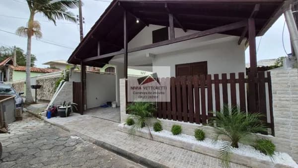 Casa Térrea com 5 dormitórios