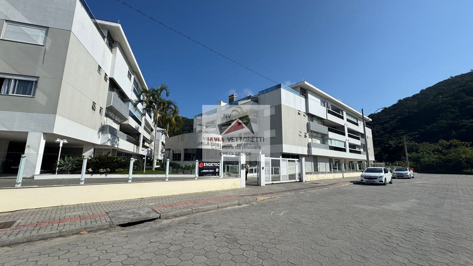 Apartamento 3 dormitórios mobiliado - 400 metros do mar!