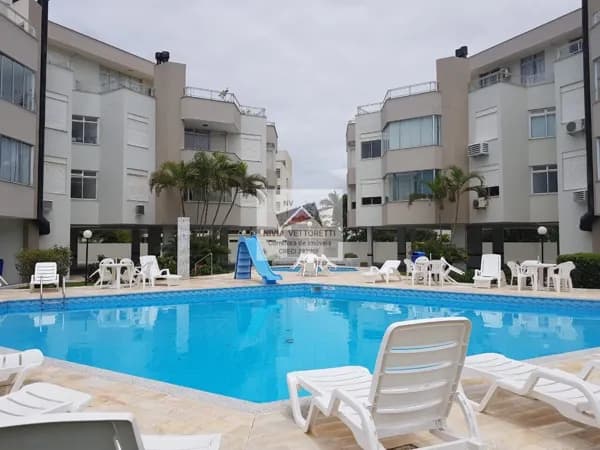 Apartamento 3 dormitórios Mobiliado 50 metros do mar!