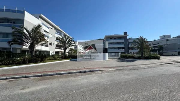 Apartamento mobiliada 300 metros do Mar!