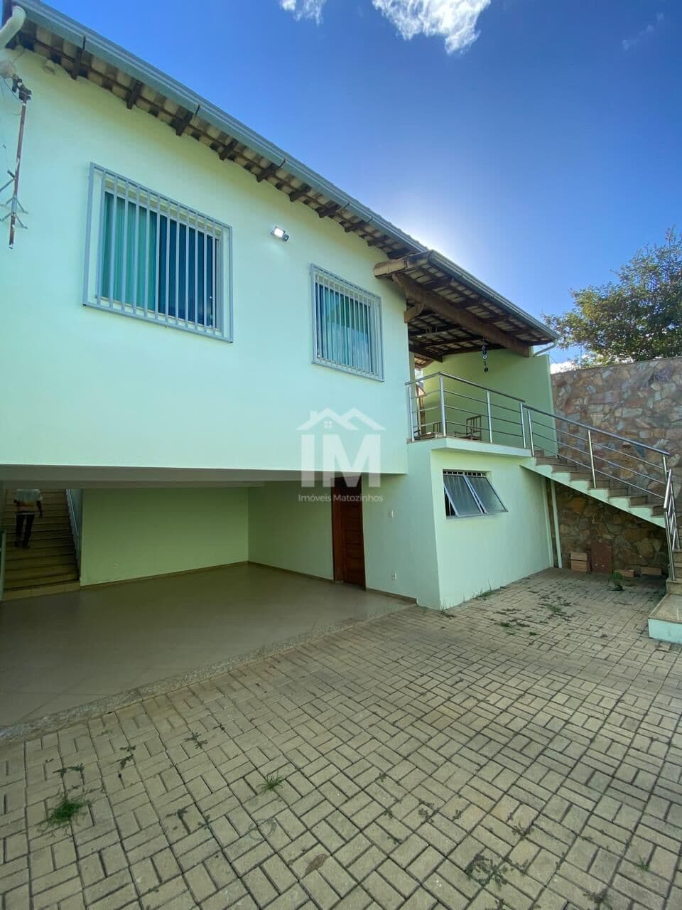 Linda casa 3 quartos no centro!