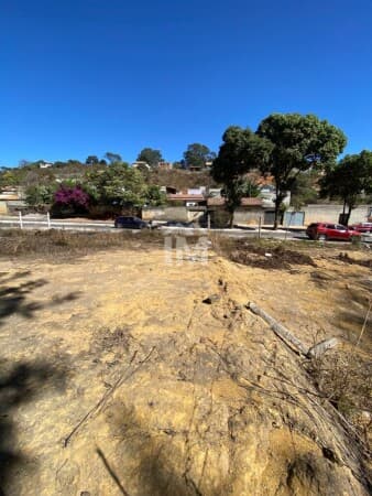 Lote à venda no bairro Bom Jesus