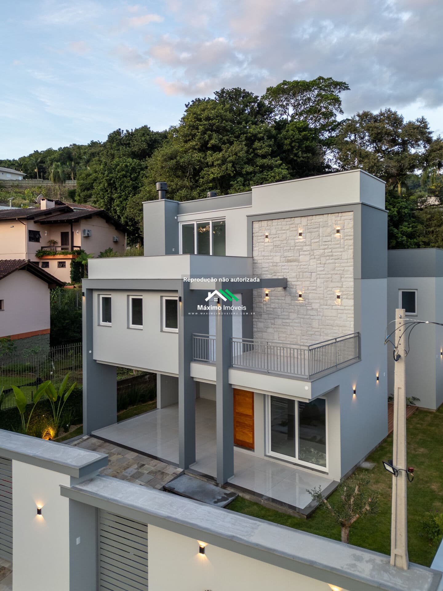 Casa de Alto Padrão com 3 dormitórios em Igrejinha na Serra Gaúcha