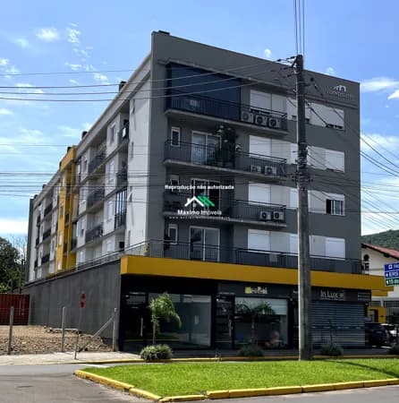 Apartamento 3 dormitórios com terraço no Seven