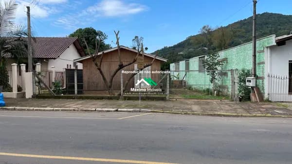 Terreno com 515 m2 Residencial ou Comercial