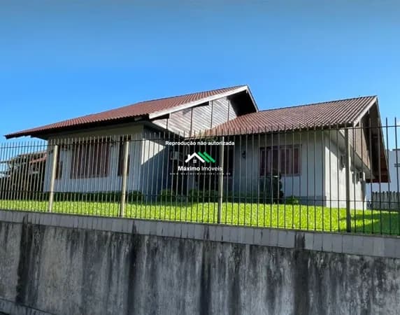 Casa Alto Padrão no Bairro Bom Pastor em Igrejinha em região elevada