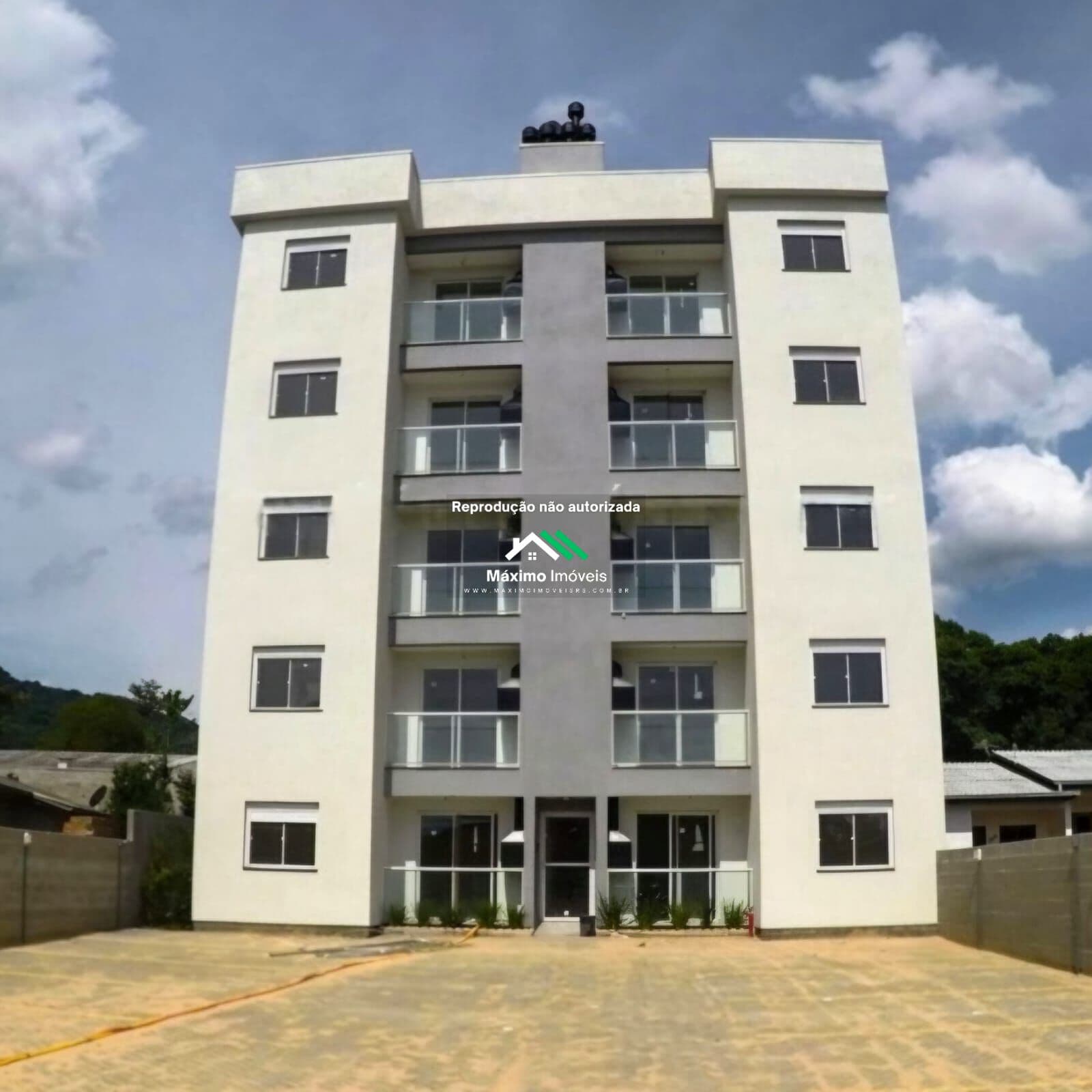 Apartamento de 2 dormitórios no Centro