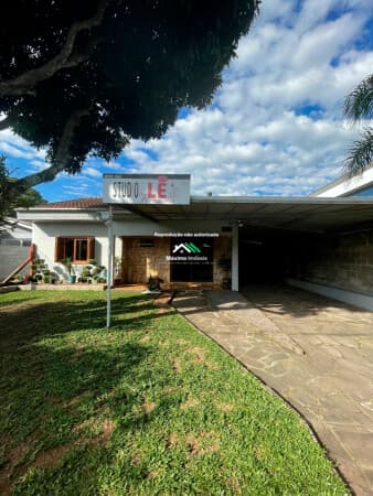 Casa com 3 dormitórios e 1 suíte no Bom Pastor em Igrejinha